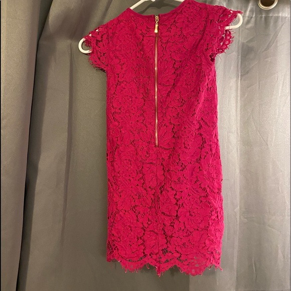 Cute girl’s dress - Picture 2 of 3